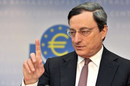 Draghi sfida la Bundesbank: legittimo per la Bce acquistare dai Paesi Bond a 3 anni