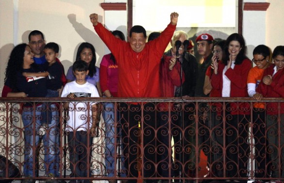 Venezuela, Chavez per la quarta volta presidente. Il leader al comando dal 1999