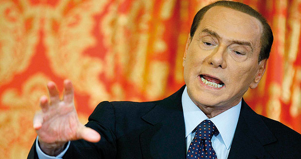 Berlusconi: “Ci sono nuove testimonianze” e chiede a Pd e M5S di rinviare la decadenza