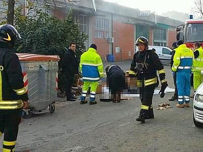 Prato, a fuoco fabbrica di tessuti gestita da cinesi: cinque vittime recuperate e tre feriti in gravissime condizioni