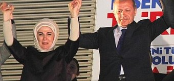 Turchia, nonostante gli scandali Erdogan vince le amministrative e avverte: “Chi ha tradito dovrà pagare”