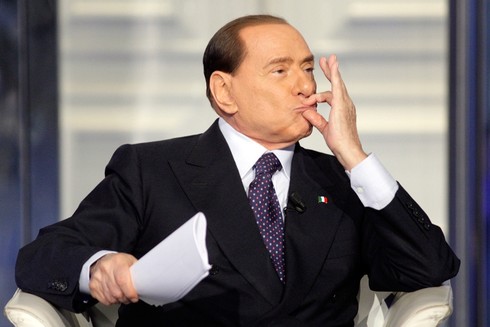 Servizi sociali a Berlusconi, il  Pg lo avverte: “Se diffama i giudici può essere revocato l’affidamento”