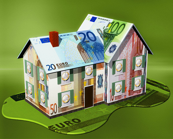 Mercato immobiliare, l’Abi: “I mutui nel 2014 sono cresciuti del 28,6%, erogati 15 miliardi alle famiglie”