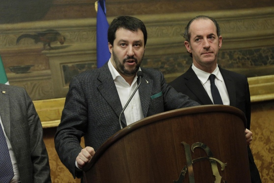 Lega Nord, sempre più duro lo scontro tra Tosi e Zaia. Il Sindaco minaccia: “Potrei ritirarmi in seminario o anche candidarmi a governatore”