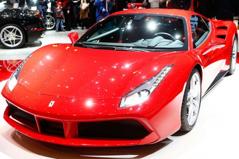 La Ferrari pronta a sbarcare a Wall Street, prezzo stimato tra 48 e 52 dollari. Offerta complessiva per 9,82 miliardi di dollari